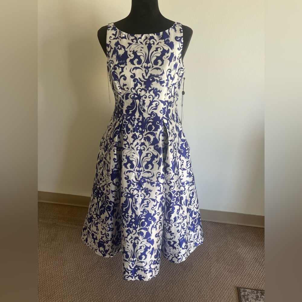 Formal dress w/ pockets
